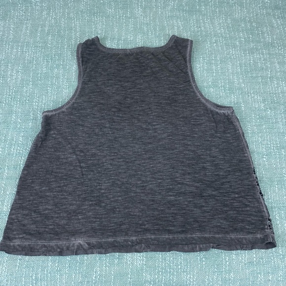 Express Eyelet Blouse - Tank - Picture 13 of 14